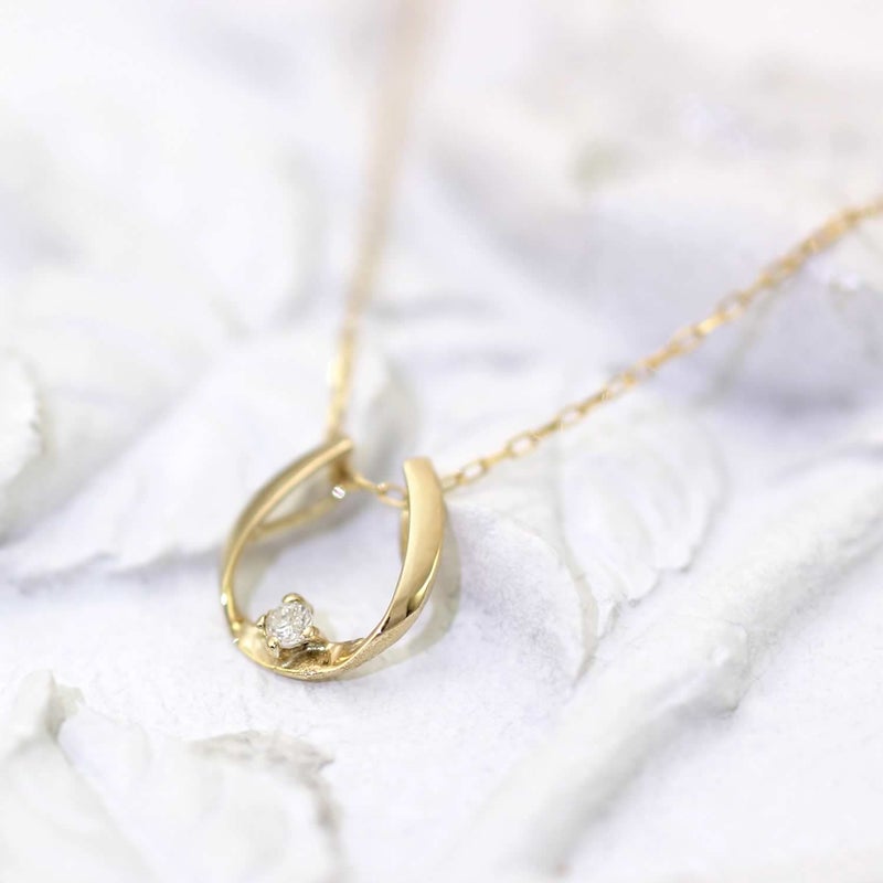 K10YG ダイヤモンド 馬蹄（ホースシュー）ネックレス_04