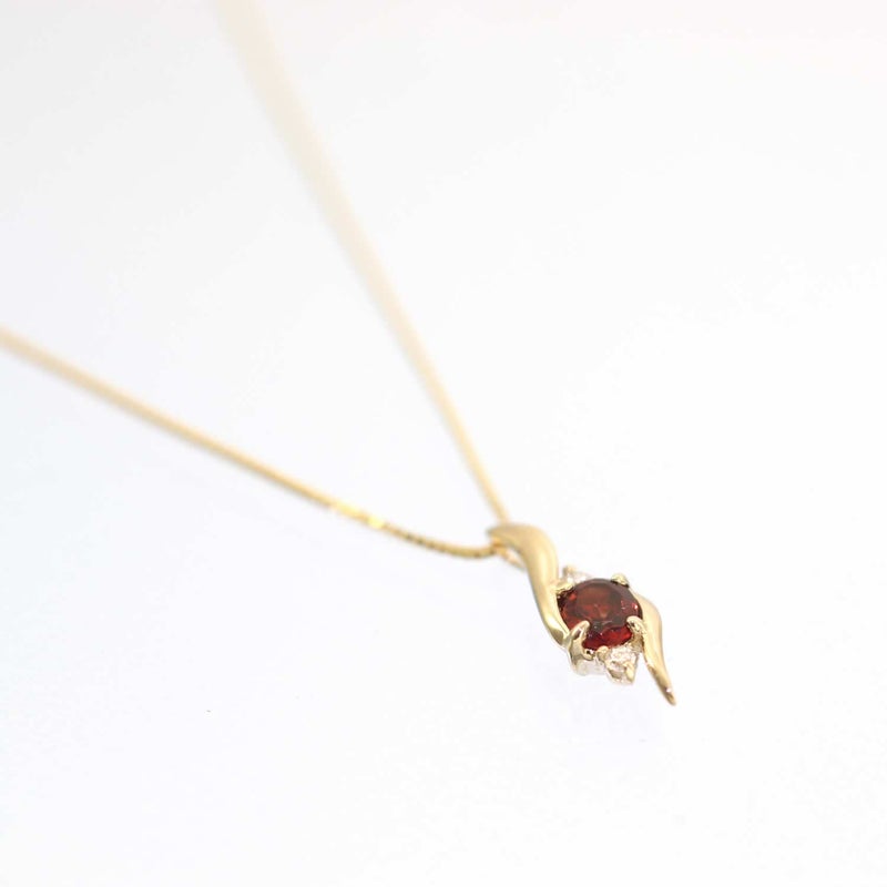 K10YG ガーネット＆ダイヤモンド ネックレス_03