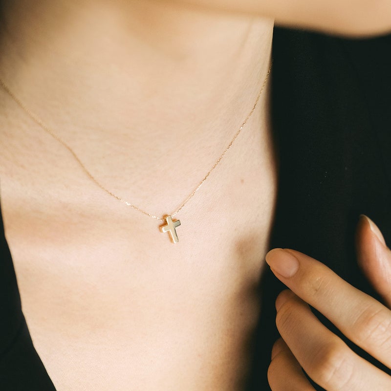 K10YG クロス ネックレス_04
