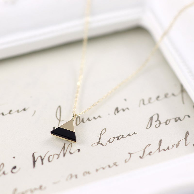 K10YG トライアングル オニキスネックレス_13