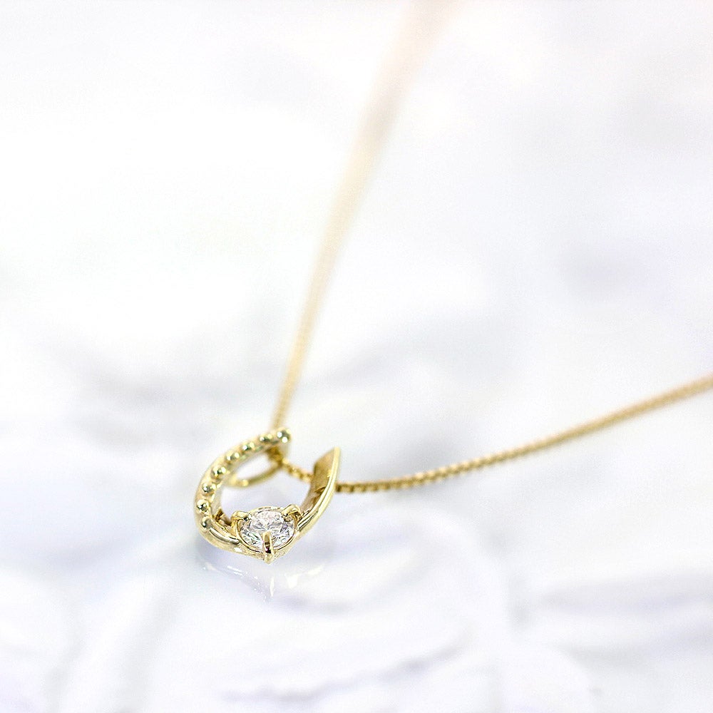 K10YG ダイヤモンド 馬蹄（ホースシュー）ネックレス_02