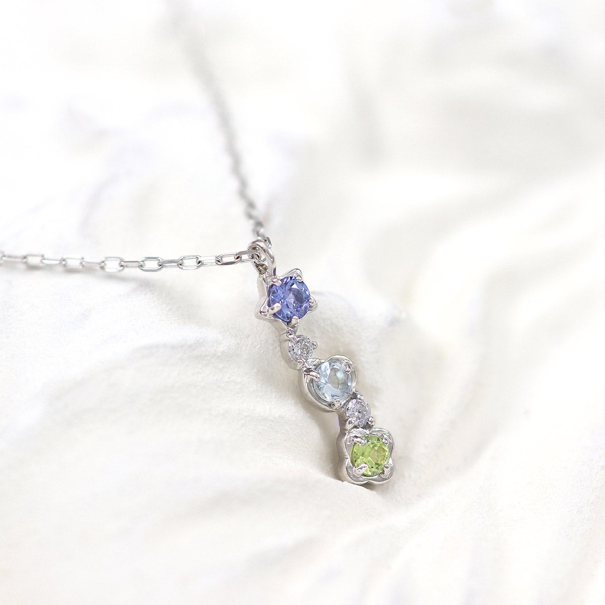 K10WG ダイヤモンド＆タンザナイト＆アクアマリン＆ペリドット ネックレス_02