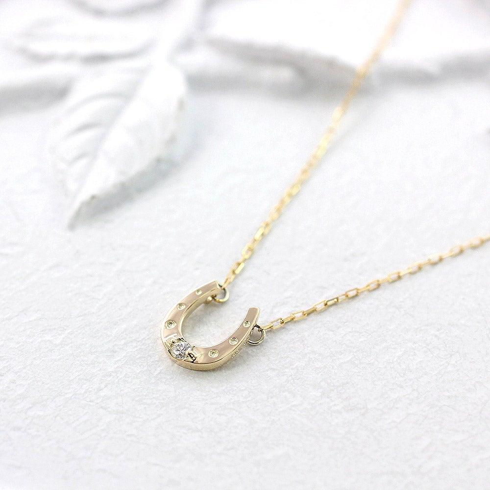 K10 馬蹄（ホースシュー） ダイヤモンド ネックレス_02