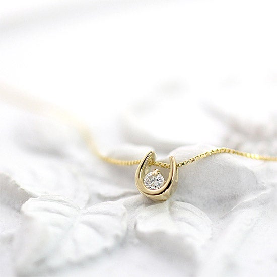 K10YG 馬蹄（ホースシュー）ダイヤモンドネックレス_02