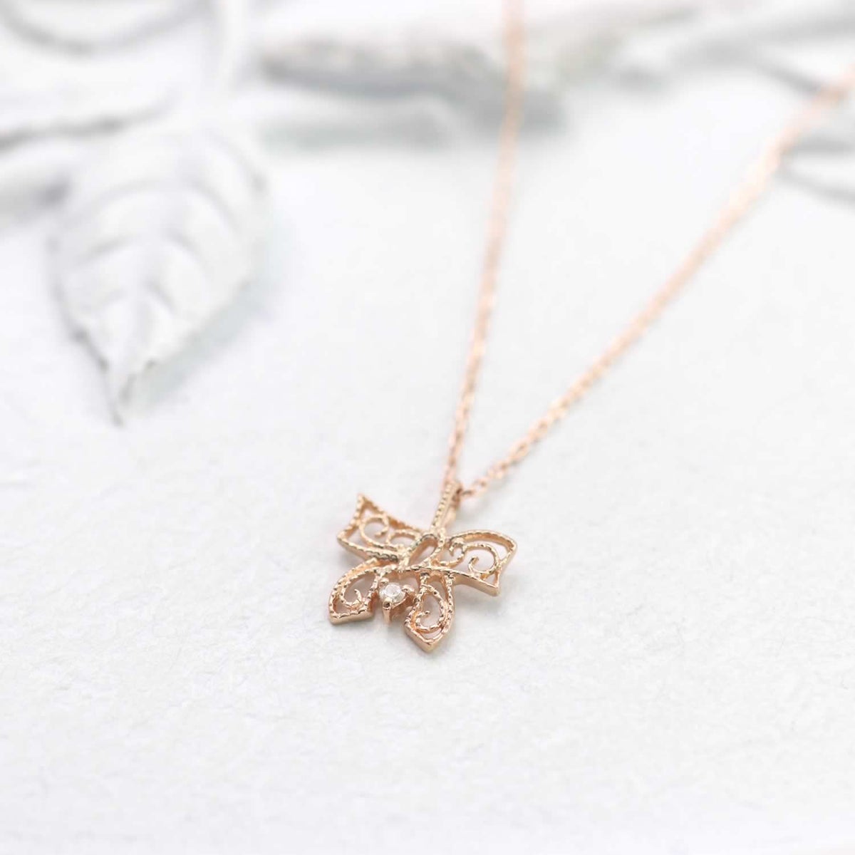 K10PG ダイヤモンド リボン ネックレス_02