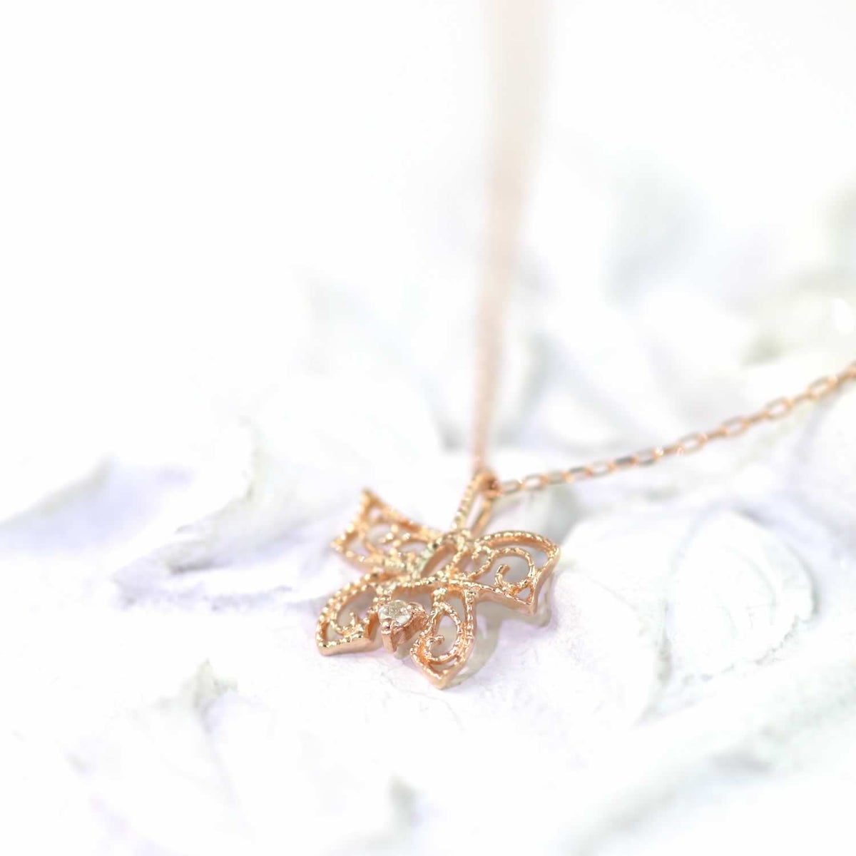 K10PG ダイヤモンド リボン ネックレス_04