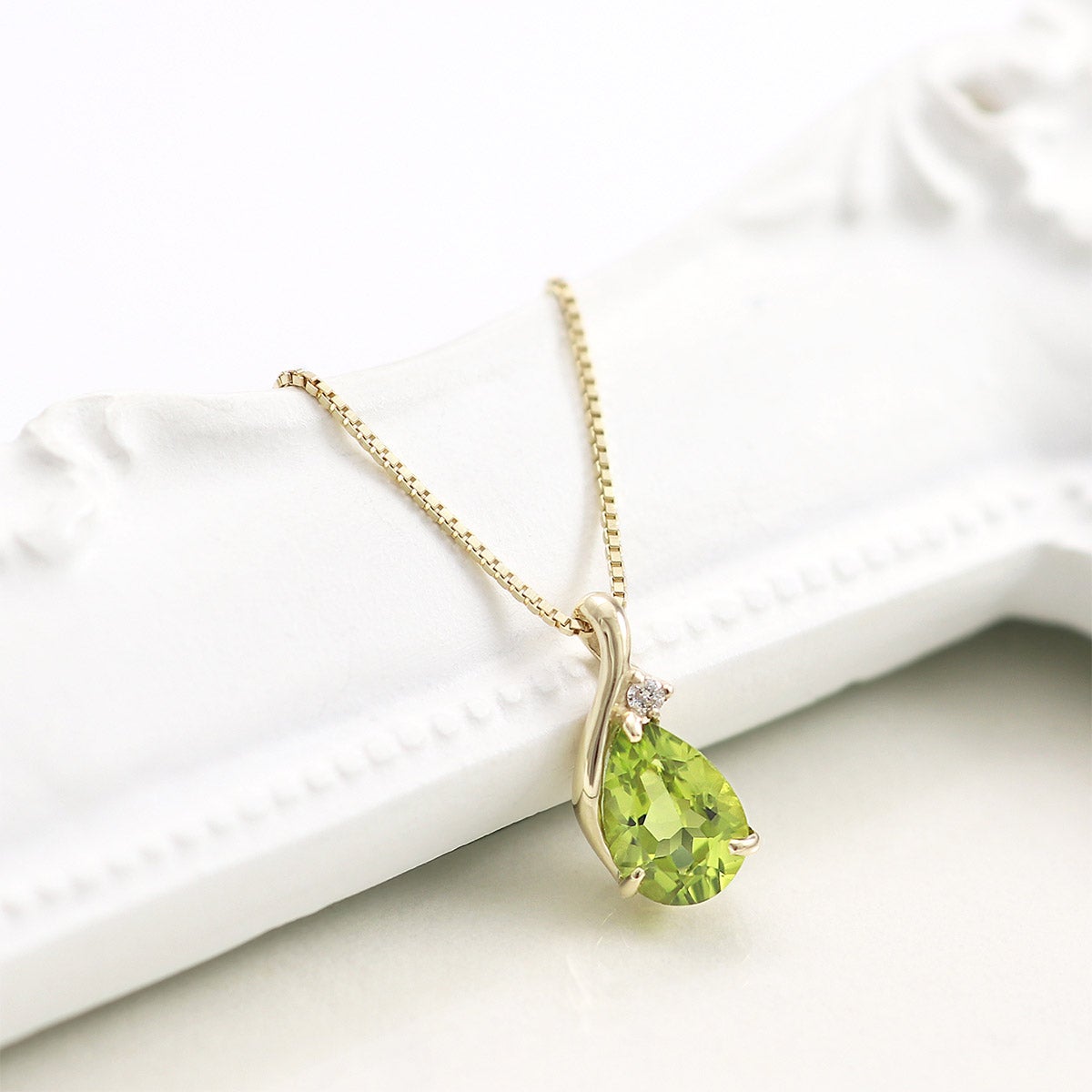 K10YG ペリドット＆ダイヤモンド ネックレス_02
