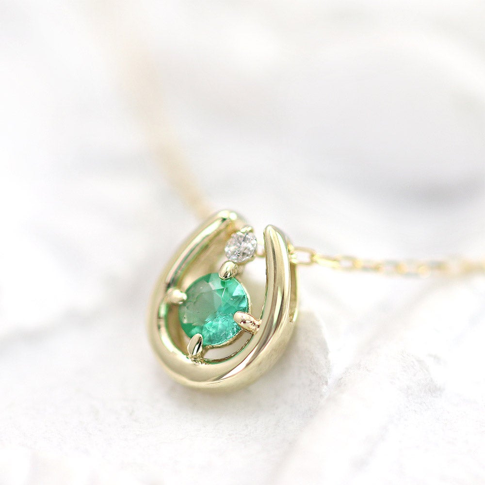 K10YG エメラルド＆ダイヤモンド 馬蹄（ホースシュー）ネックレス_04