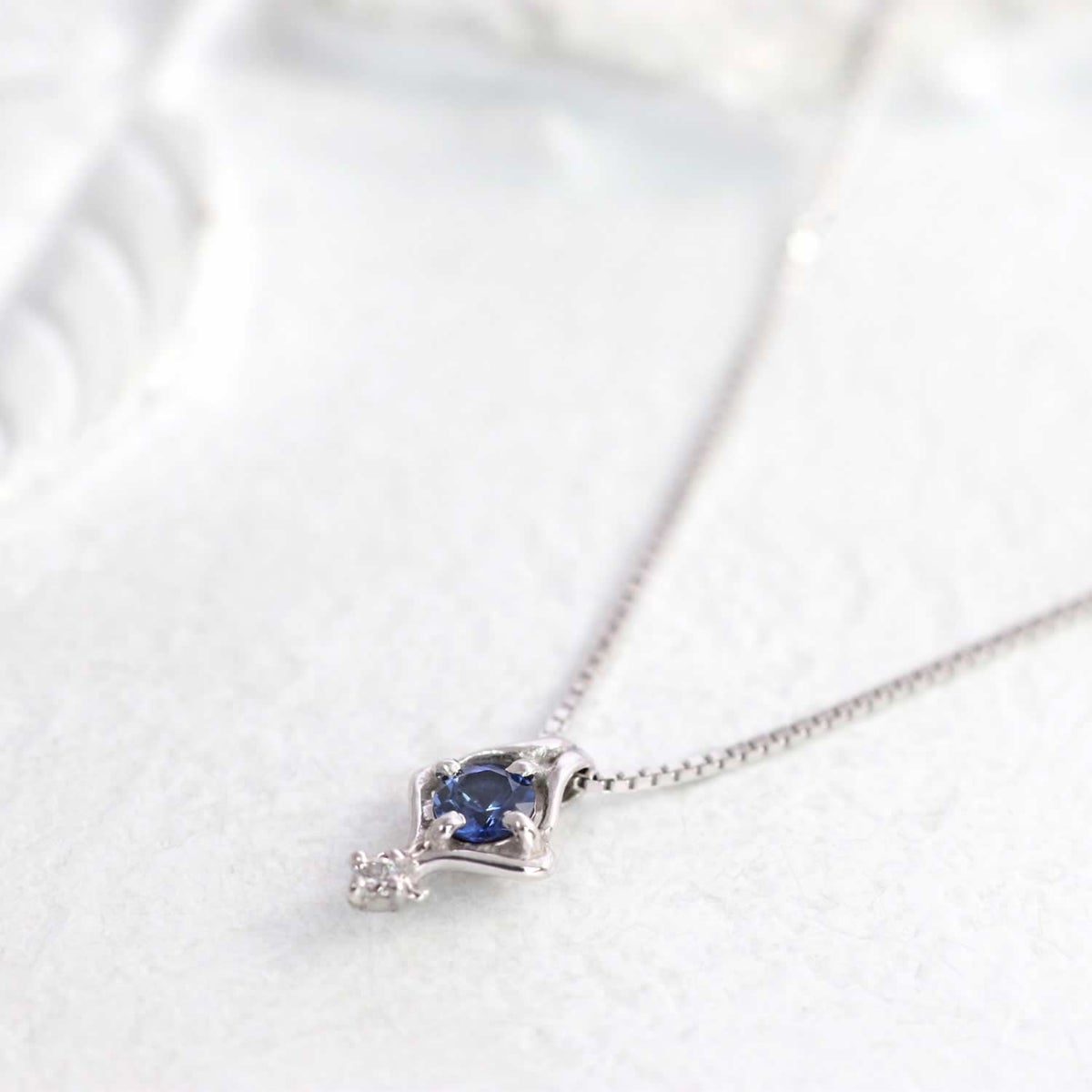 K10WG サファイア＆ダイヤモンド ネックレス  9月の誕生石_02