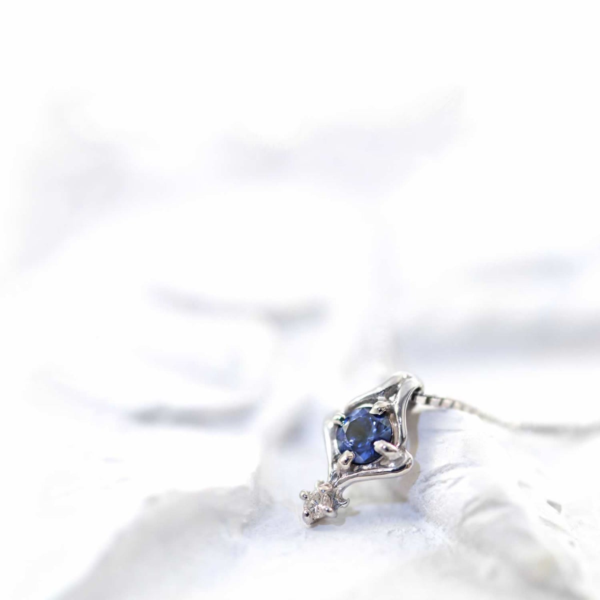 K10WG サファイア＆ダイヤモンド ネックレス  9月の誕生石_04