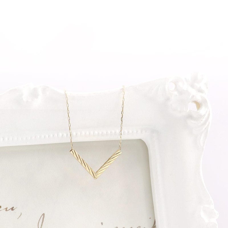 K18YG V字モチーフネックレス_03