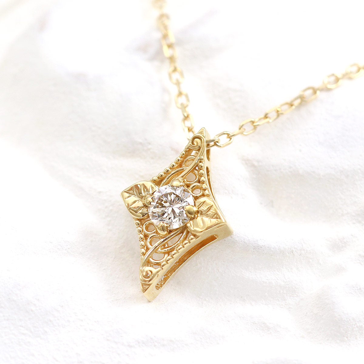 K18 心葉 ダイヤモンド 0.1ct 葵×ひし形ネックレス_02