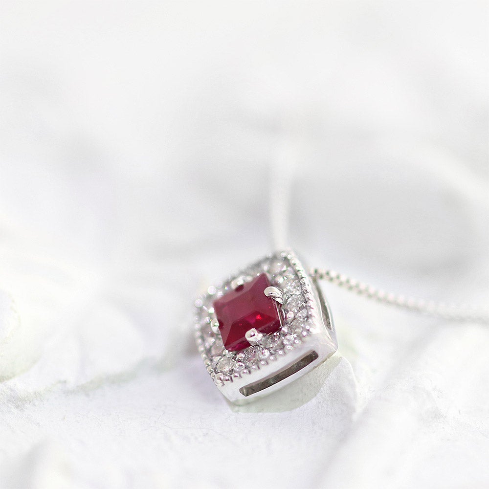 K18WG ルビー＆ダイヤモンド ネックレス_04