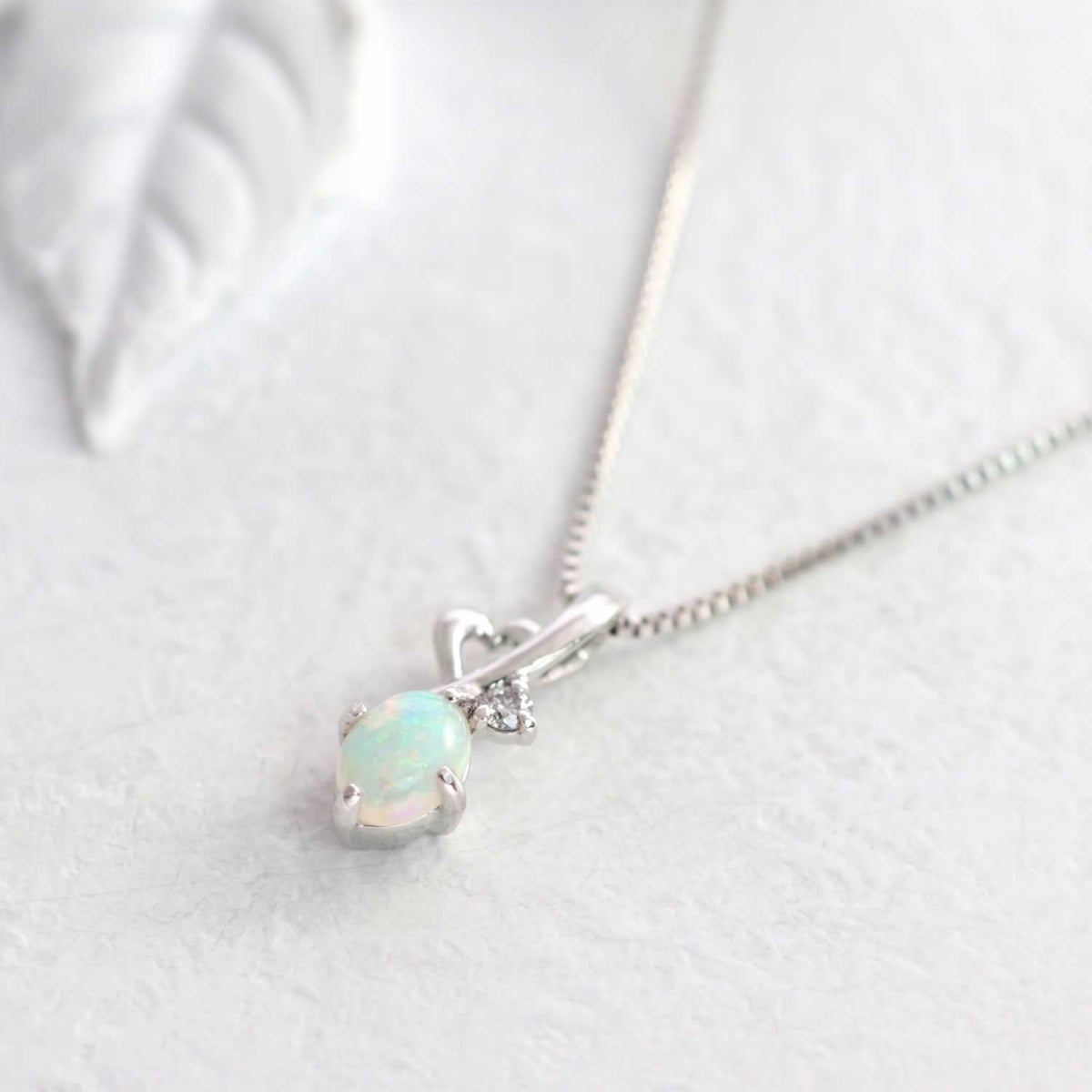 Pt950 オパール＆ダイヤモンド ネックレス 10月誕生石_02