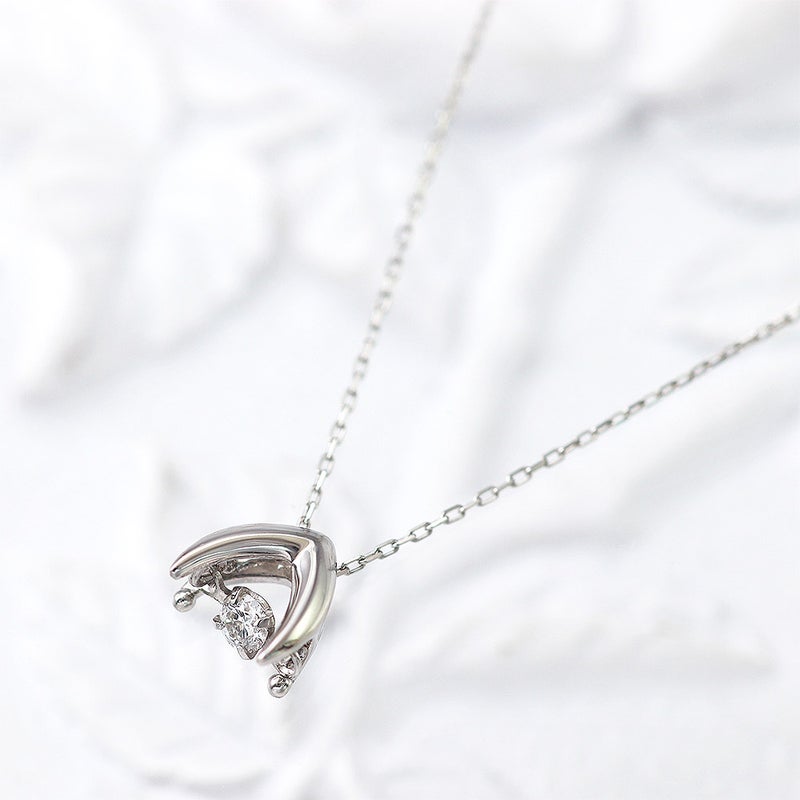 Pt900 ダンシングストーン ダイヤモンドネックレス_04