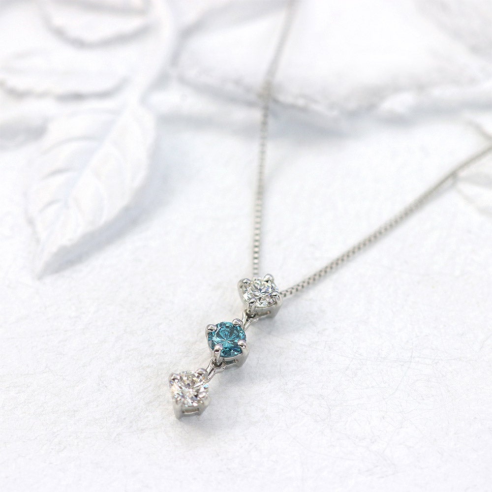 Pt950 ダイヤモンド＆ブルーダイヤモンド ネックレス_02