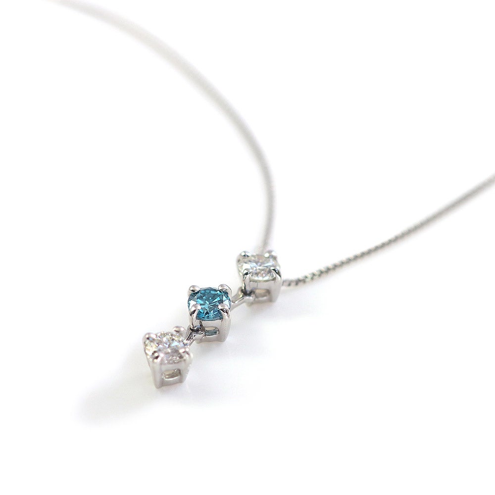 Pt950 ダイヤモンド＆ブルーダイヤモンド ネックレス_04