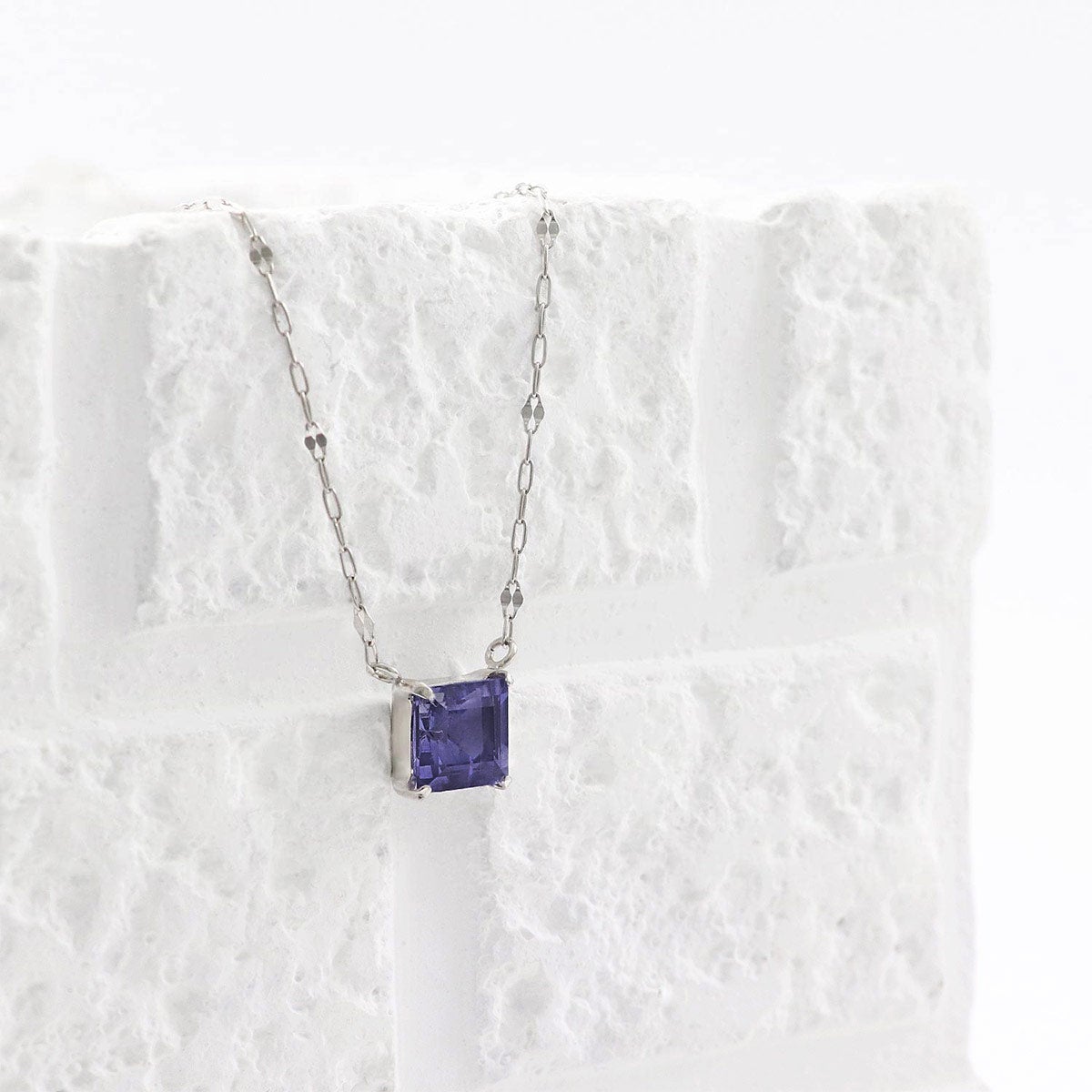 Pt900 アイオライト ネックレス_04