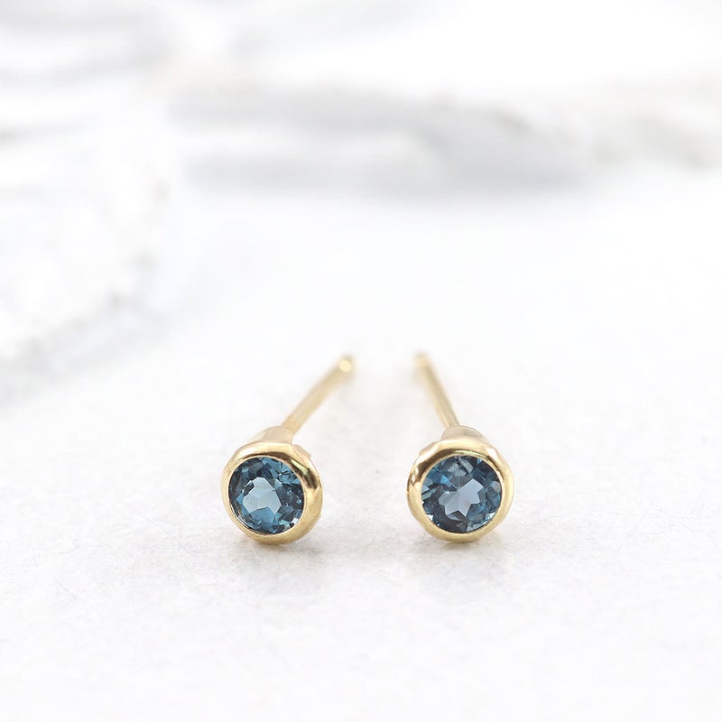 K10YG ロンドンブルートパーズ ピアス 11月の誕生石_02