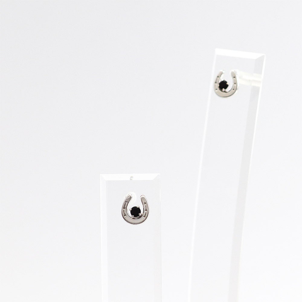 K10WG オニキス 馬蹄（ホースシュー）ピアス_12