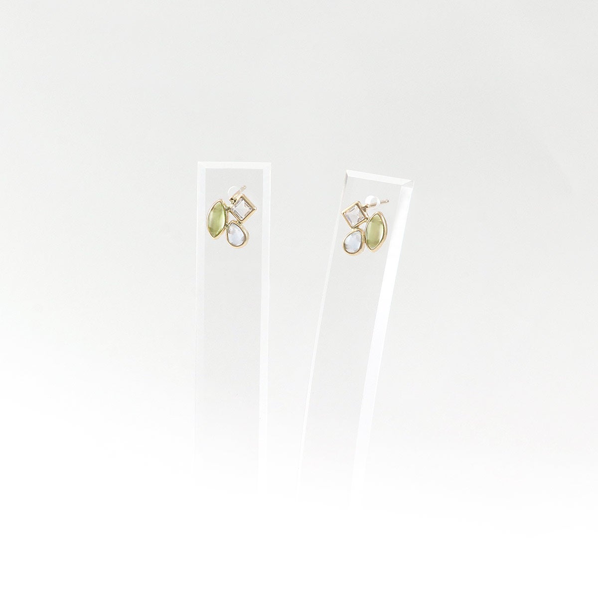 K10YG ペリドット&スカイブルートパーズ＆ブルームーンストーン ピアス_09