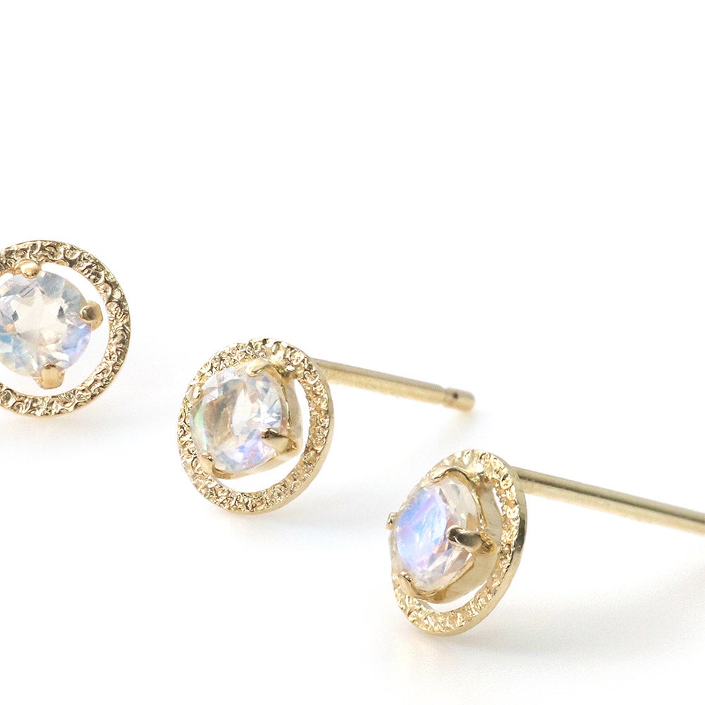 K10YG ロイヤルブルームーンストーン ピアス_03