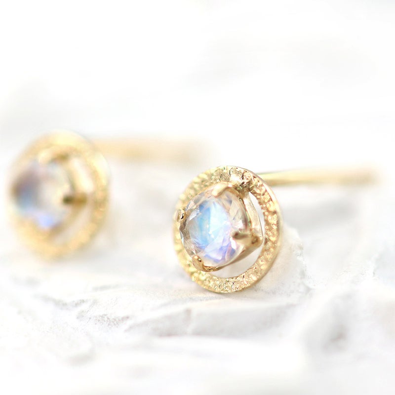 K10YG ロイヤルブルームーンストーン ピアス_04