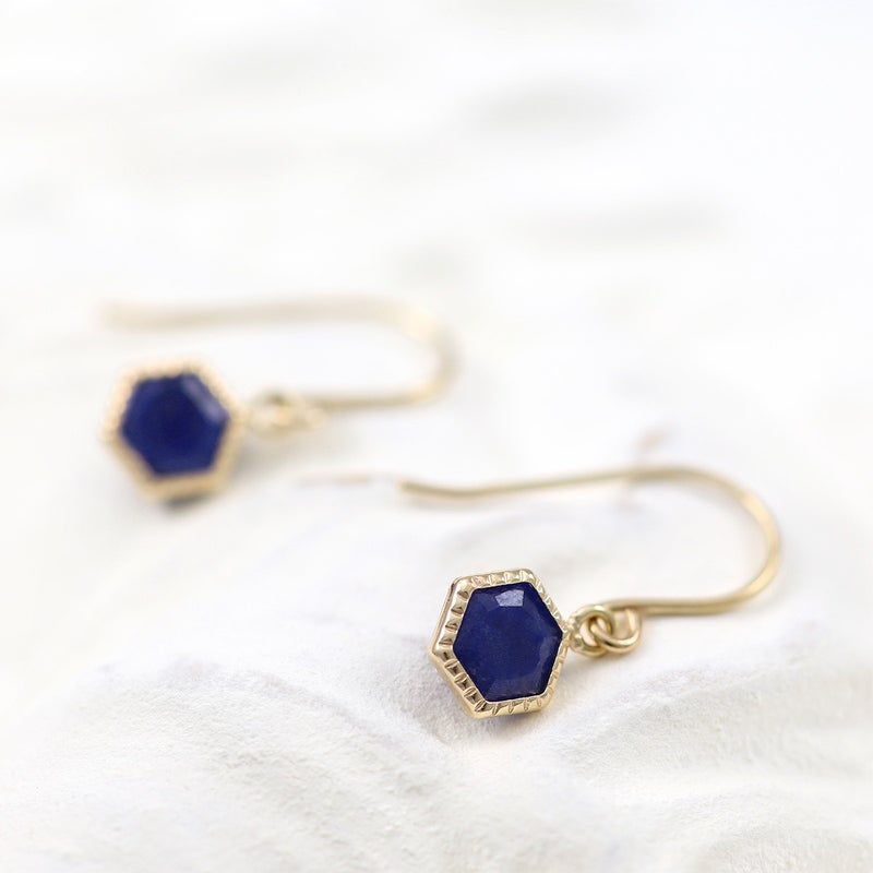 K10YG ラピスラズリ 六角形フックピアス_04