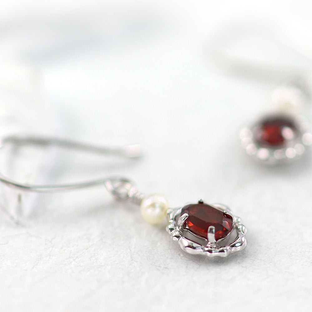 K10WG ガーネット＆淡水真珠 ピアス_03