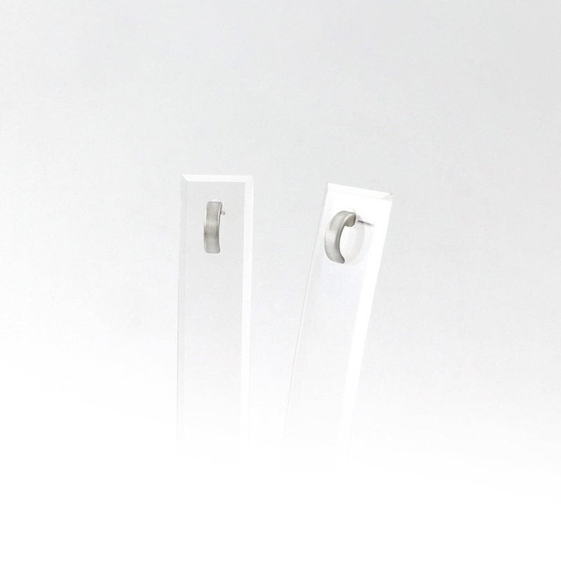 K10WG ハーフフープ ピアス_10