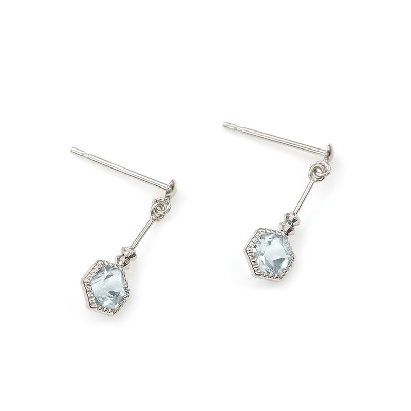 K10WG スカイブルートパーズ 六角形ピアス 11月 誕生石_03