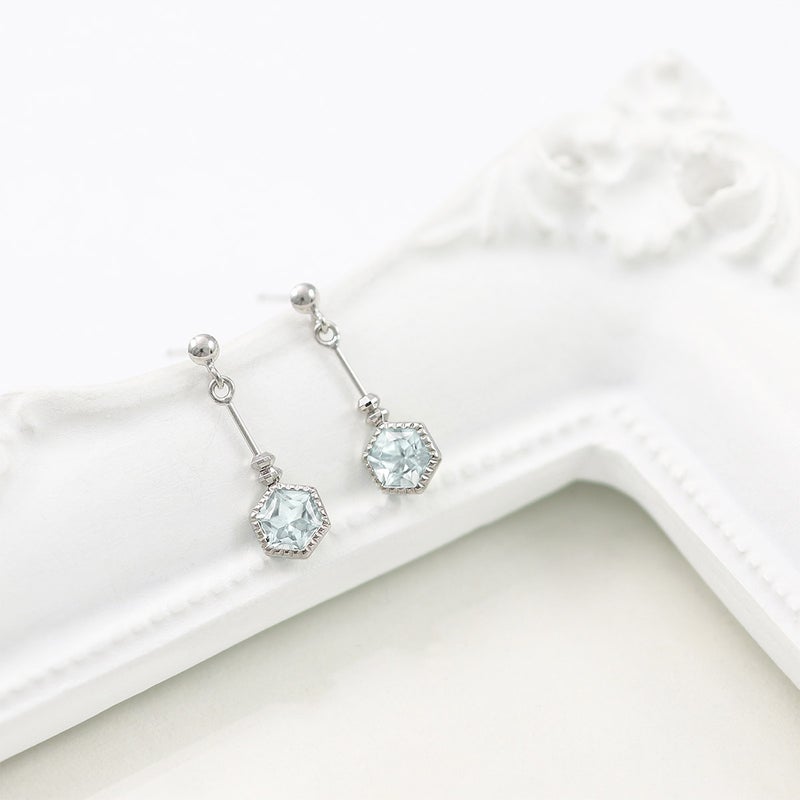 K10WG スカイブルートパーズ 六角形ピアス 11月 誕生石_09