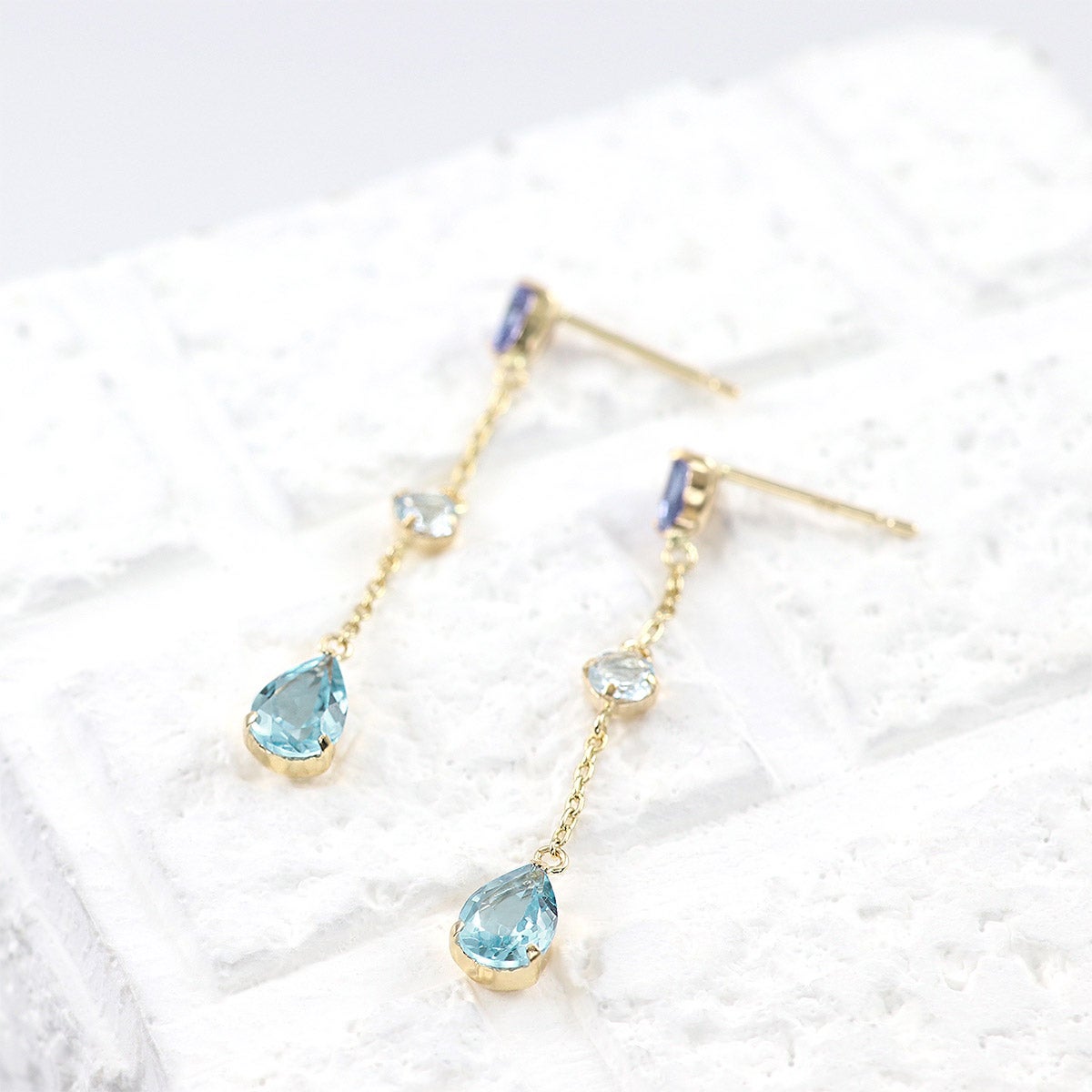 K10YG タンザナイト＆アクアマリン＆ブルートパーズ ピアス_02
