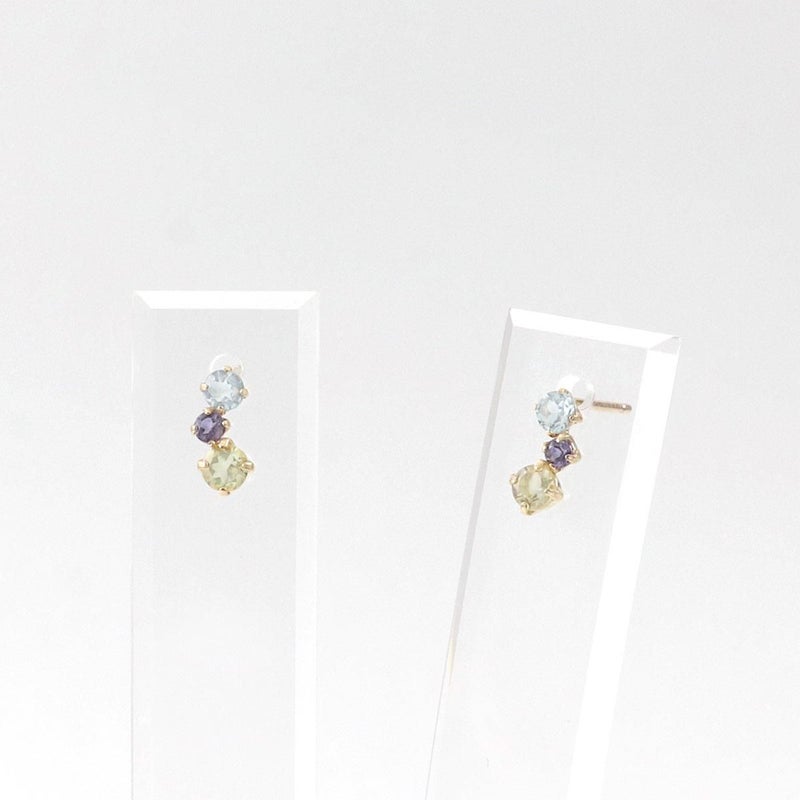 K10YG スカイブルートパーズ＆アイオライト＆ペリドット ピアス_03