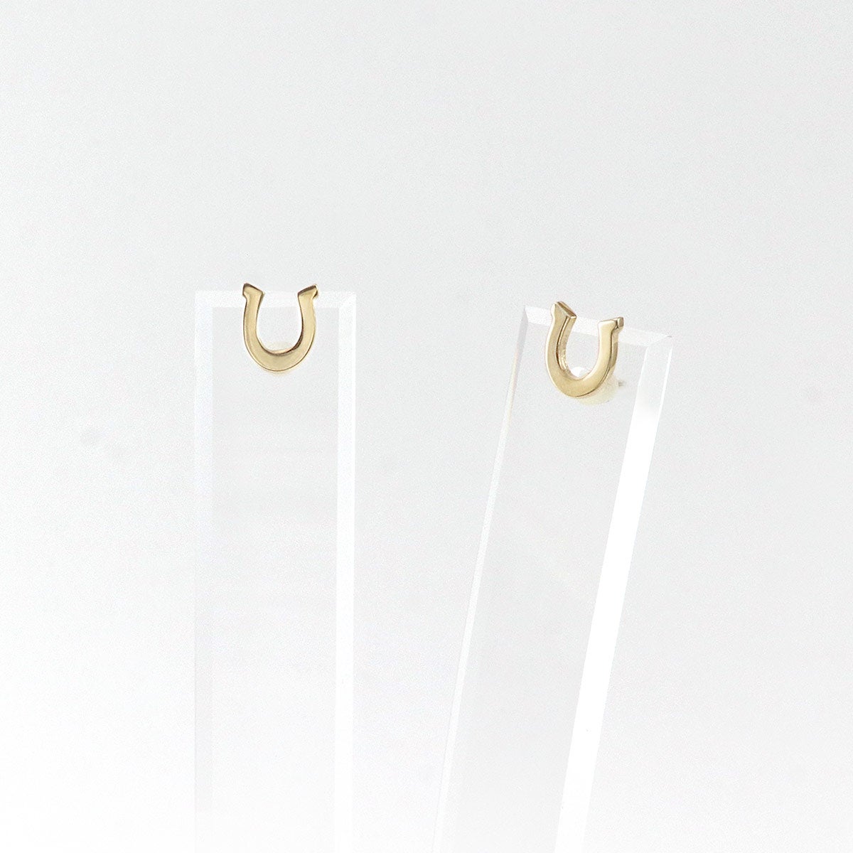 K10YG 馬蹄（ホースシュー）ピアス_03