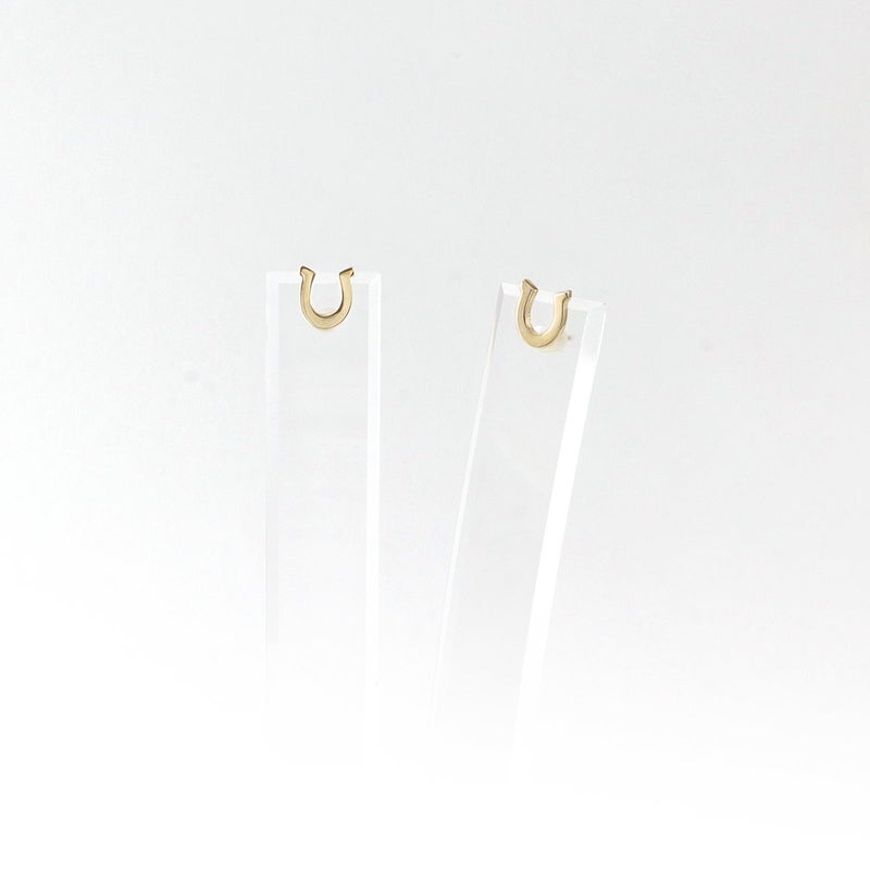 K10YG 馬蹄（ホースシュー）ピアス_09