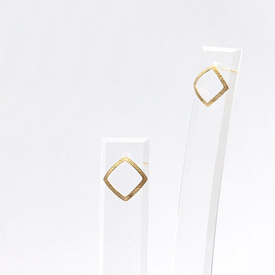 K10YG 菱形モチーフ ピアス_15