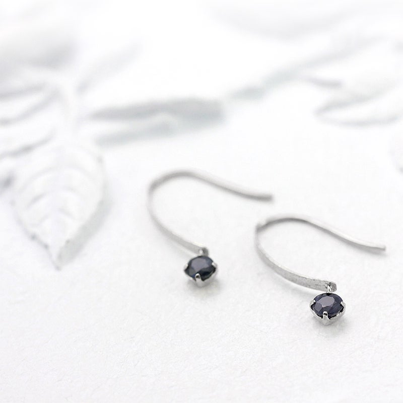 K10WG サファイア フックピアス 9月の誕生石_03