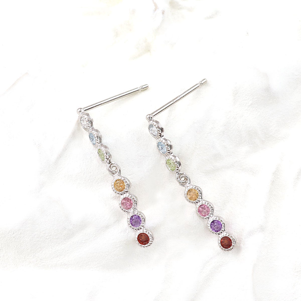 K10WG マルチストーン アミュレットピアス_02