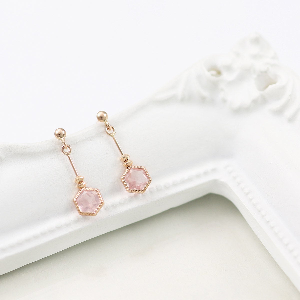 K10PG ローズクォーツ 六角形ピアス_09