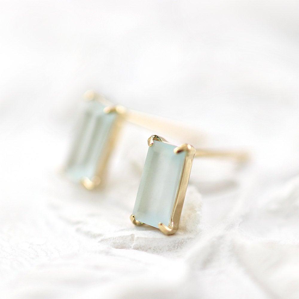 K10YG スカイブルートパーズ ピアス 11月の誕生石_02