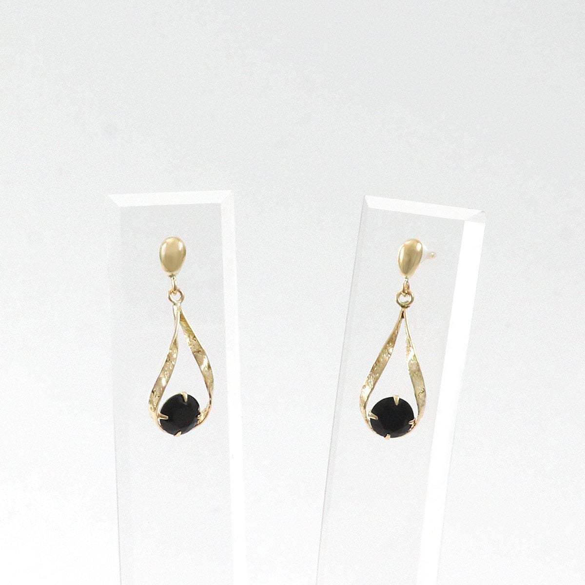 K10YG 雫モチーフ オニキスピアス_03