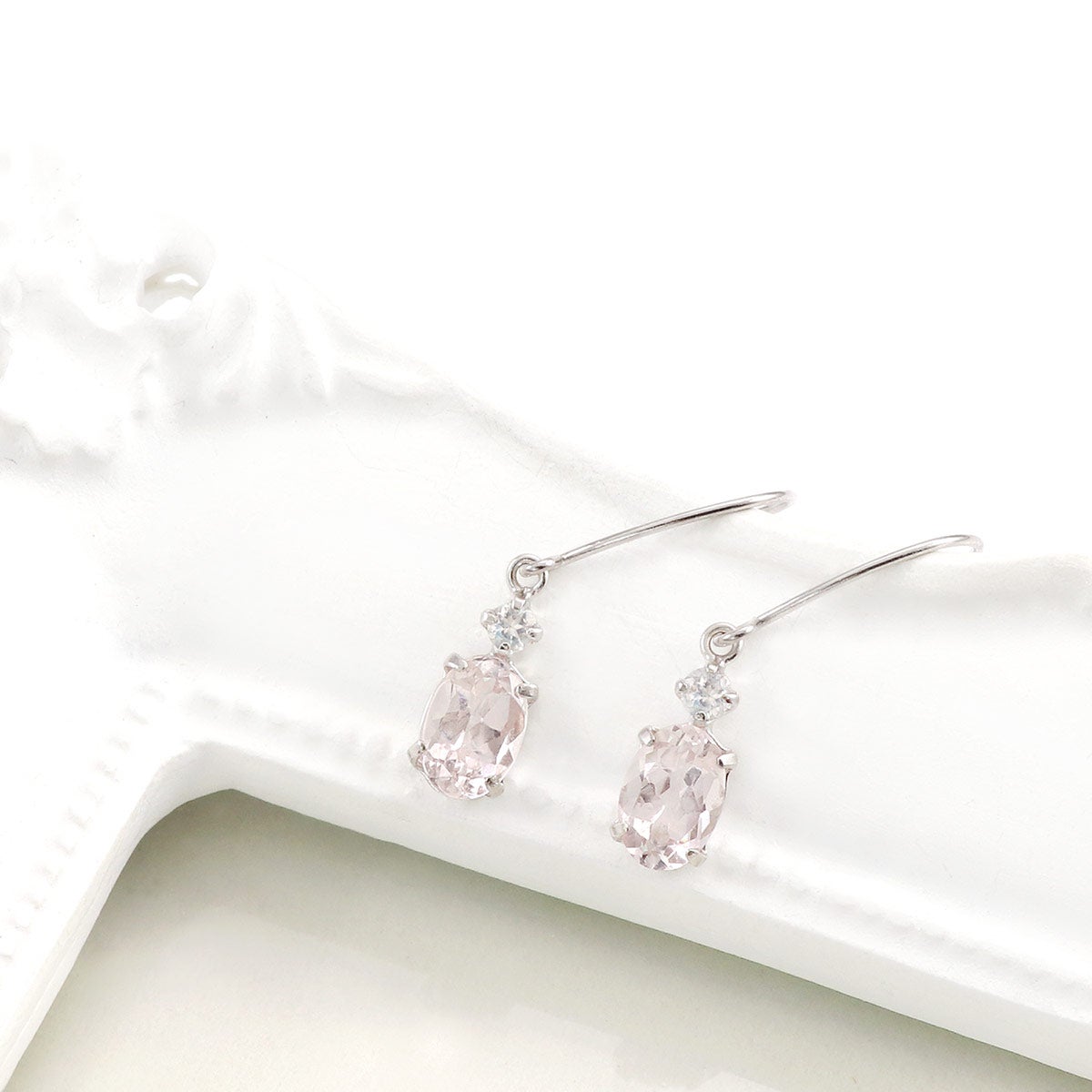 K10WG モルガナイト&ブルームーンストーン フックピアス_03