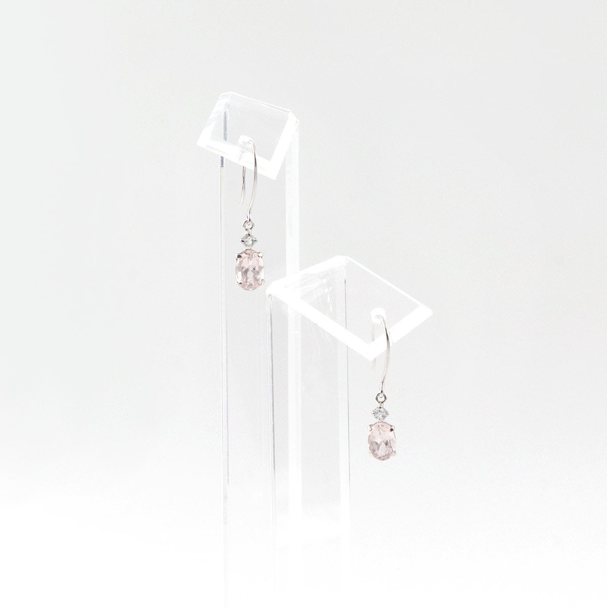 K10WG モルガナイト&ブルームーンストーン フックピアス_09