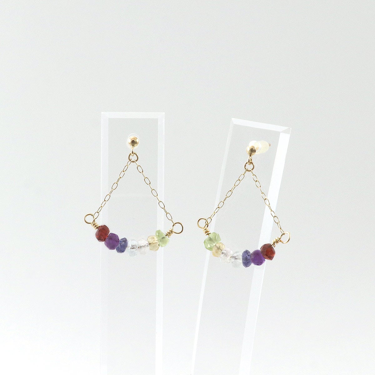 K10YG マルチストーン ピアス_03