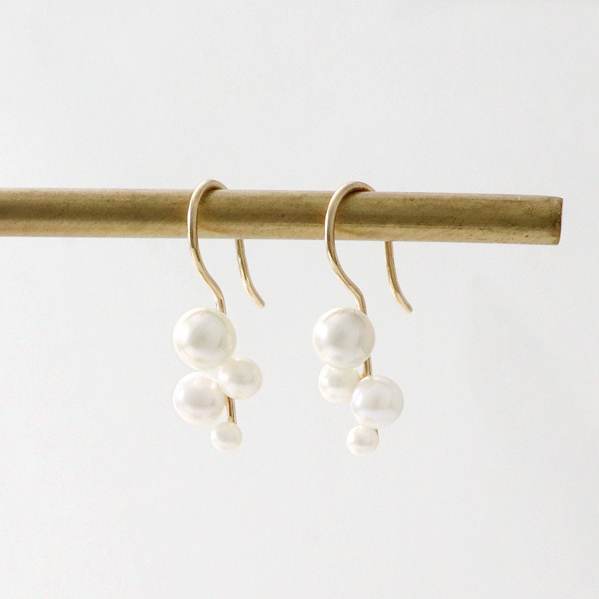 K10YG 淡水真珠 フックピアス_03
