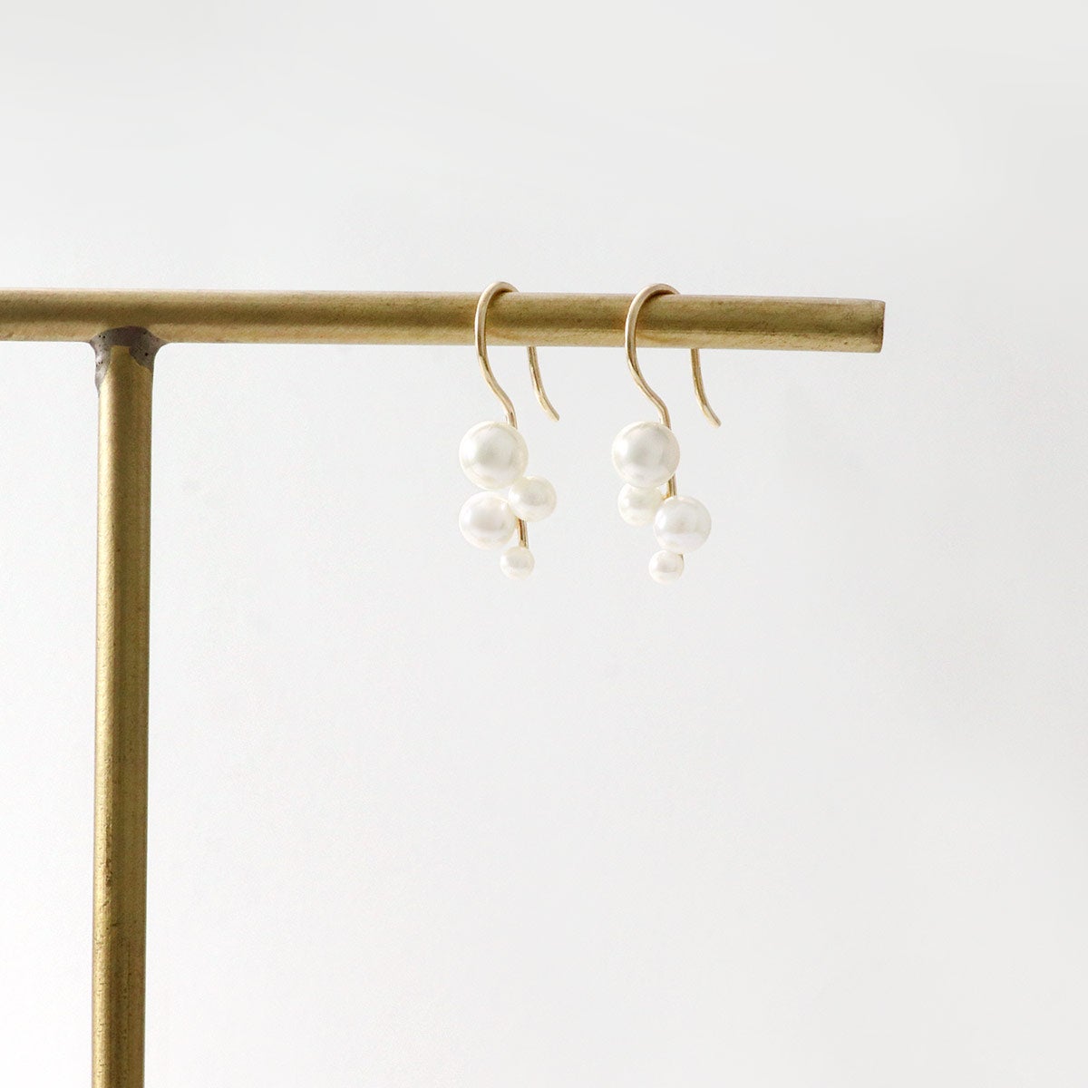 K10YG 淡水真珠 フックピアス_09