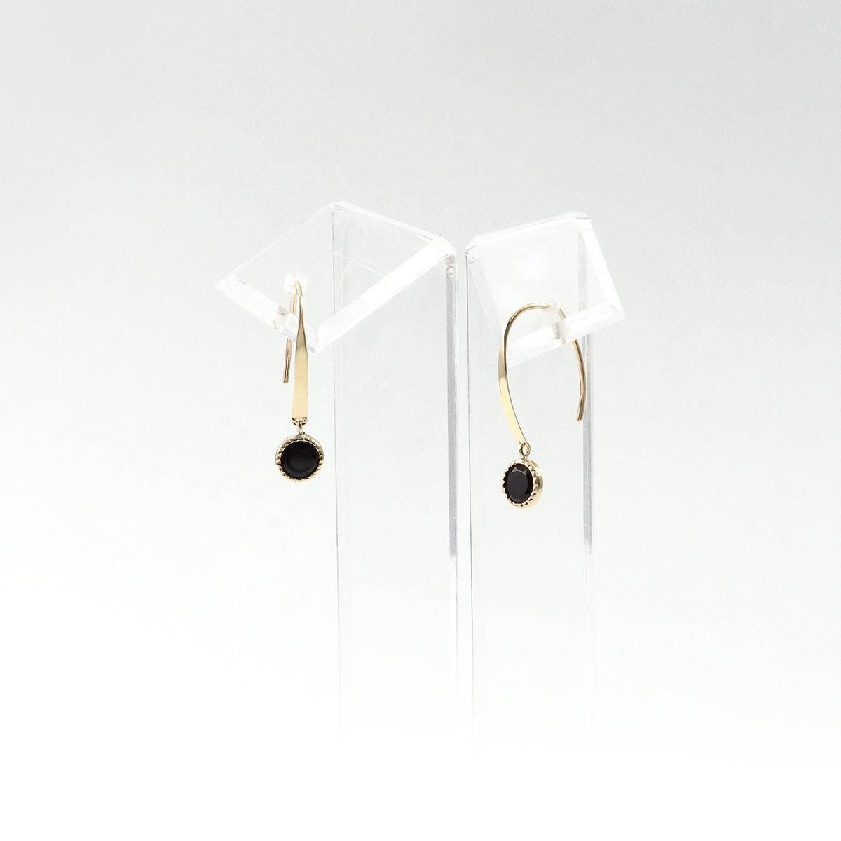 K10YG オニキス フックピアス_10