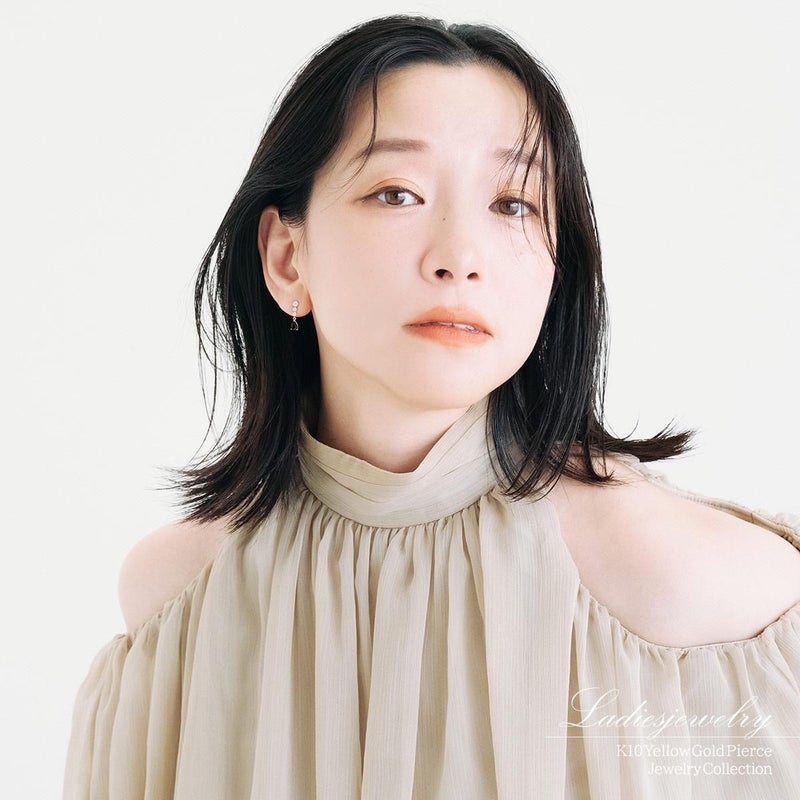 K10YG キュービックジルコニア＆オニキスピアス_11