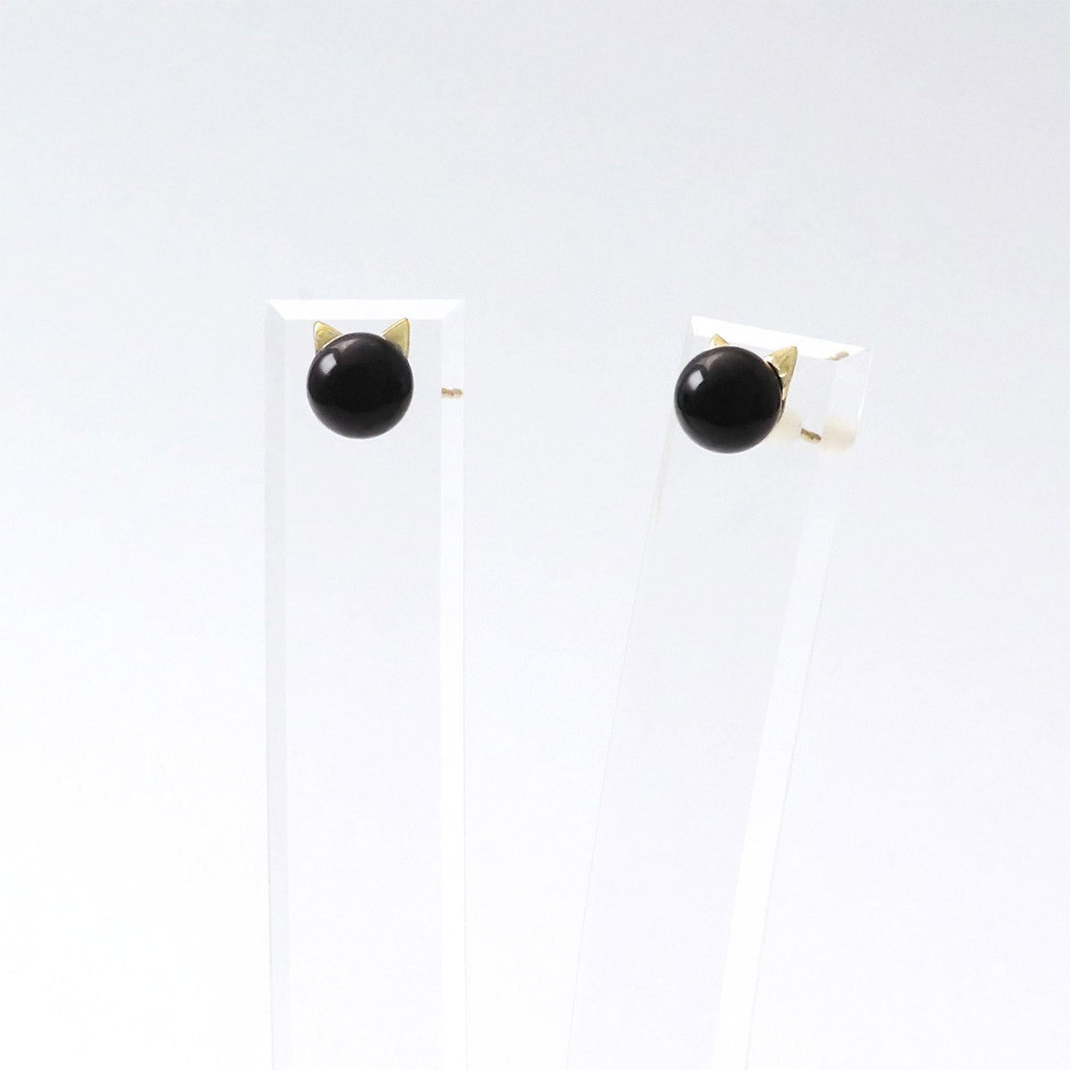K10YG オニキス 猫ピアス_10
